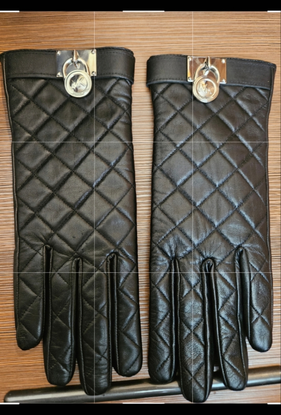 Michael Kors Women's Black Quilted Leather Gloves, Size S